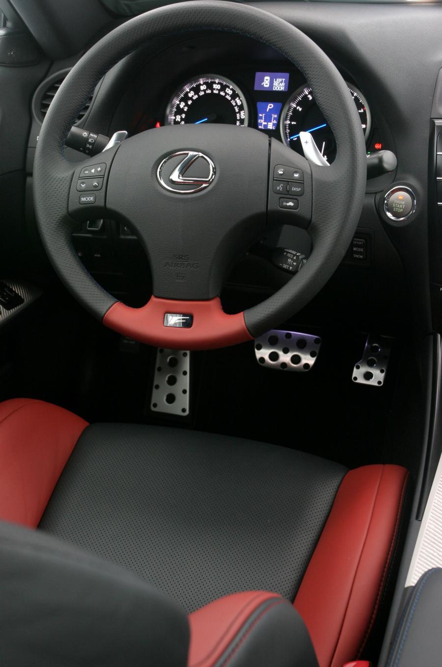  Lexus IS-F 2008 года  (фото 250 из 376)